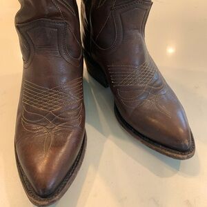 Women’s Frye Cowboy Boots - Excellent Shape
